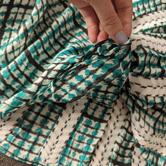 Parker Geometric Emboidered Pleated Skirt - Green Black and White - Picture 4 of 9